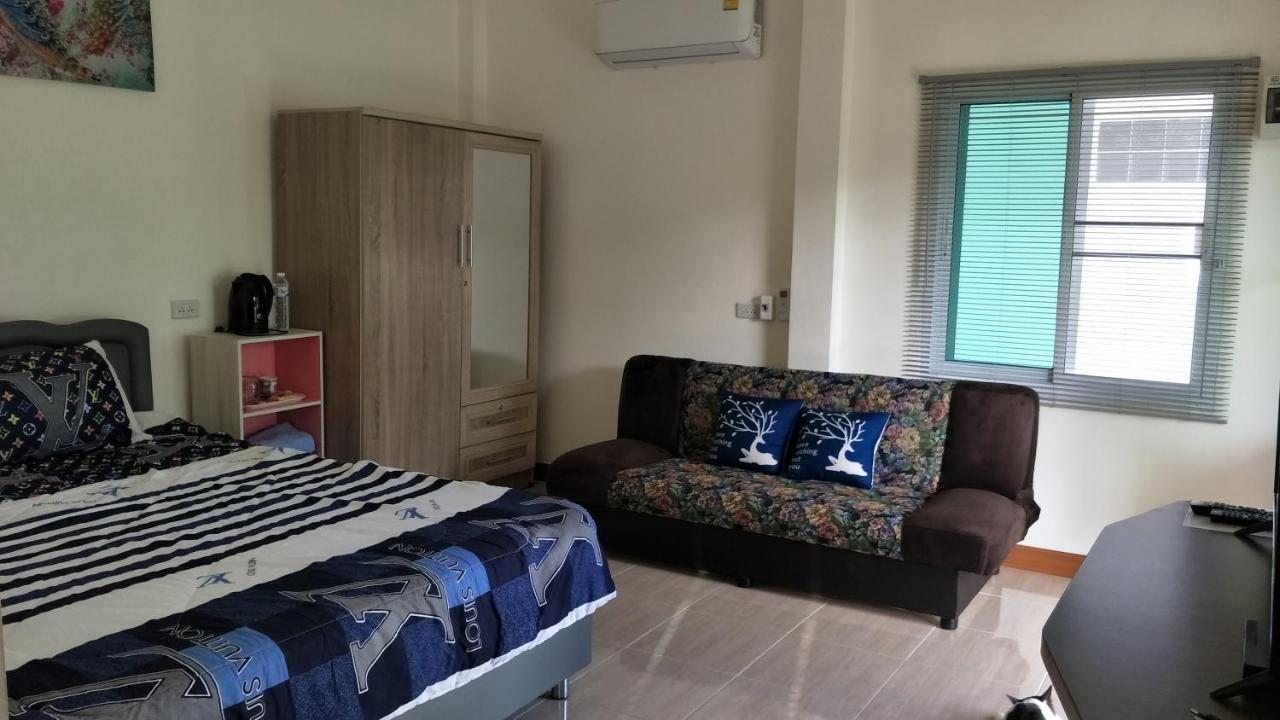 הוילה Khuang Kom Pimpisa Garden พิมพิศา การ์เด้นท์ מראה חיצוני תמונה