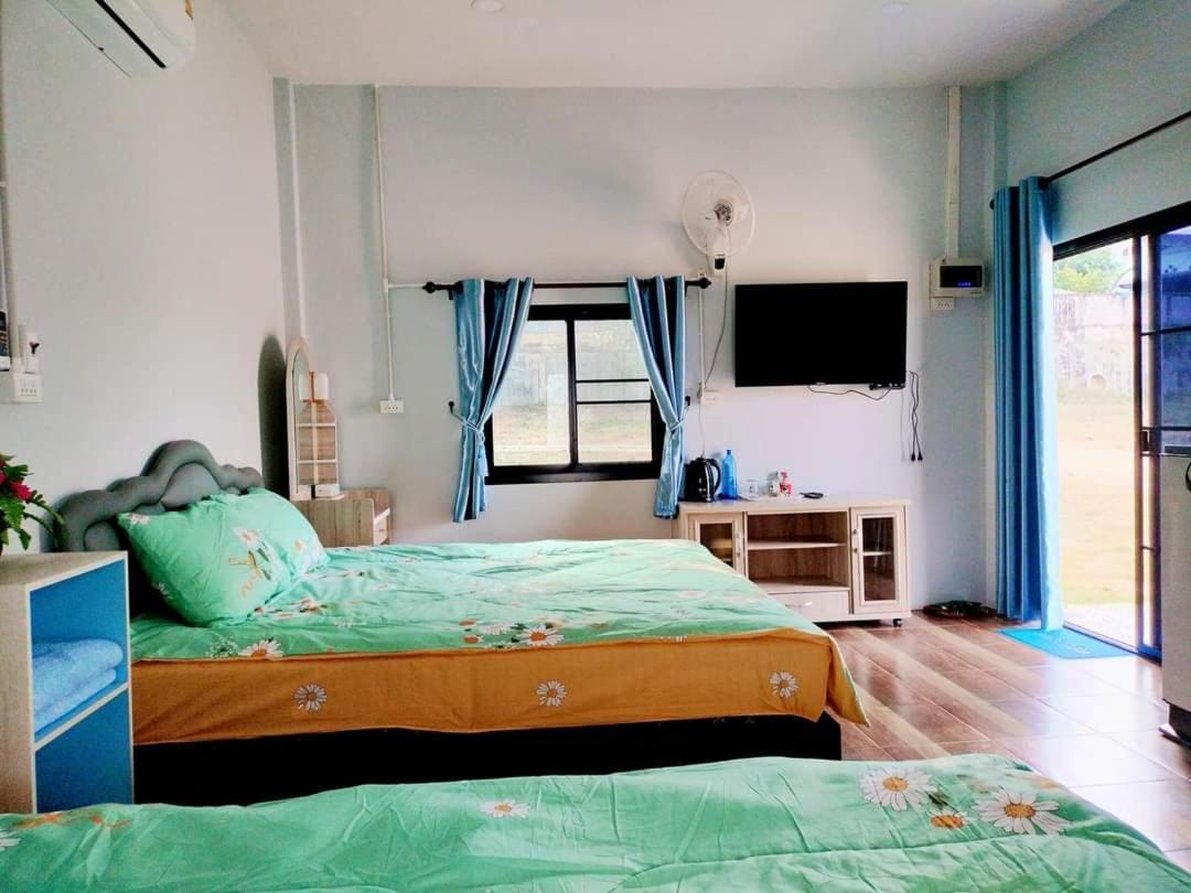 הוילה Khuang Kom Pimpisa Garden พิมพิศา การ์เด้นท์ מראה חיצוני תמונה
