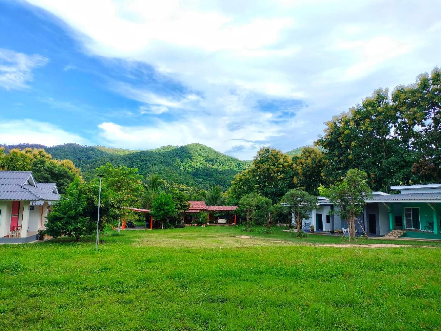 הוילה Khuang Kom Pimpisa Garden พิมพิศา การ์เด้นท์ מראה חיצוני תמונה