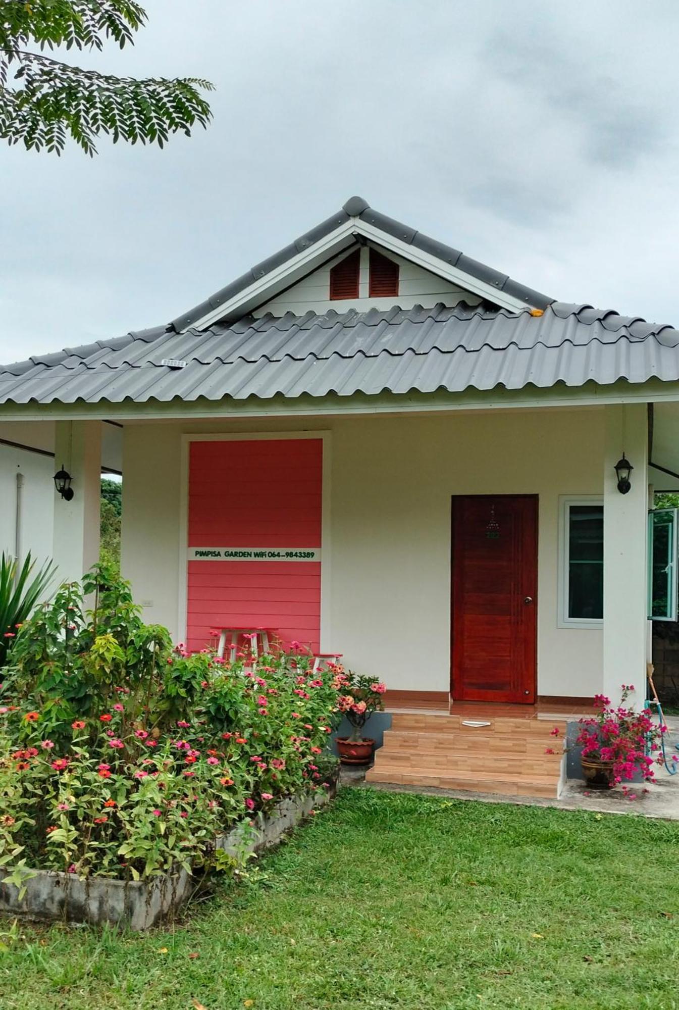 הוילה Khuang Kom Pimpisa Garden พิมพิศา การ์เด้นท์ מראה חיצוני תמונה